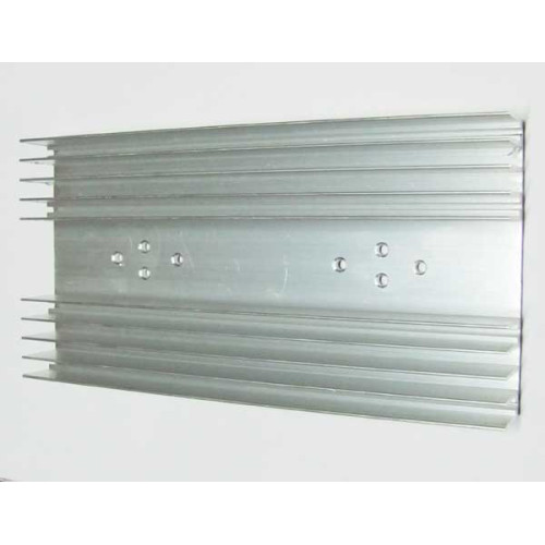 Radiator aluminiu 100x100x25mm