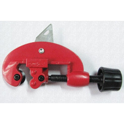 Rola mica pentru taiat teava de la (3MM-28MM) Rola mica pentru taiat teava de la (3MM-28MM)